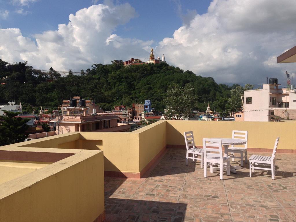 Swayambhu View Guest House Katmandu Oda fotoğraf